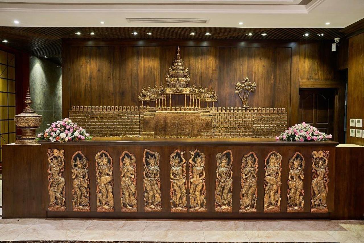 Hotel Apex Mandalay Buitenkant foto