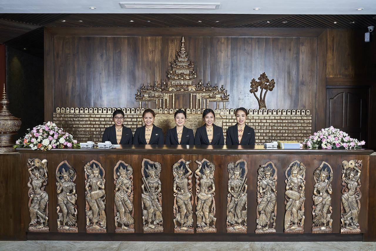 Hotel Apex Mandalay Buitenkant foto
