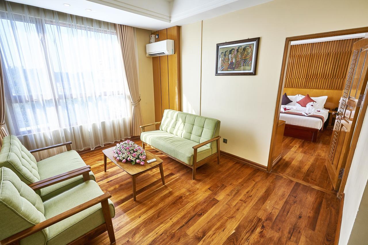 Hotel Apex Mandalay Buitenkant foto